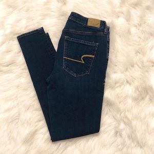 American Eagle Super Hi-Rise Jegging